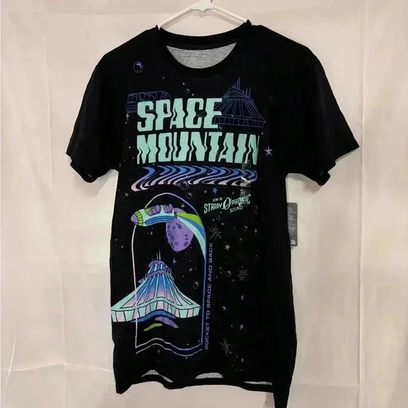 New with tags, unisex size medium Disney parks space mountain shirt, #K622 - Picture 1 of 5
